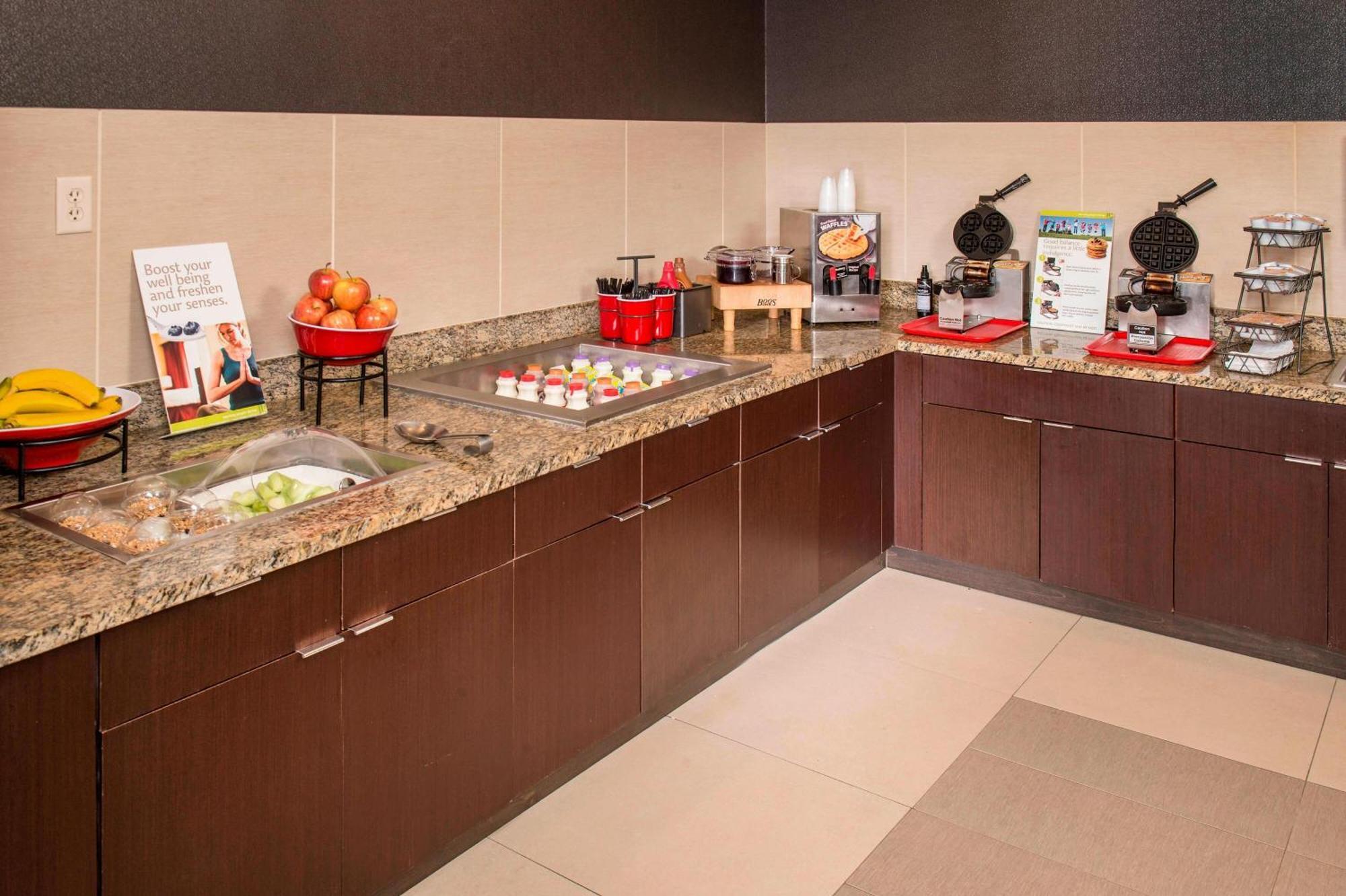Residence Inn Frederick Εξωτερικό φωτογραφία