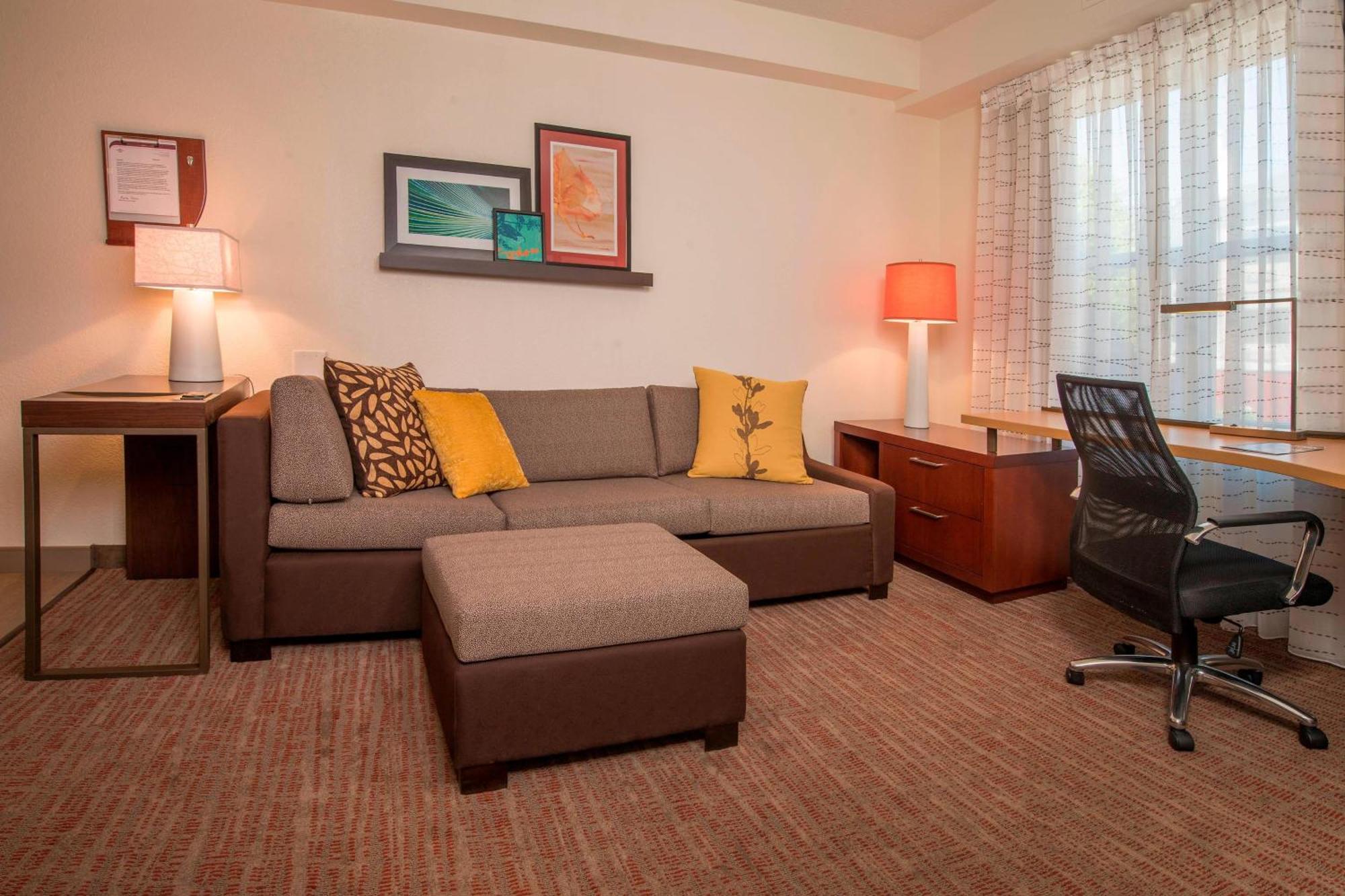 Residence Inn Frederick Εξωτερικό φωτογραφία
