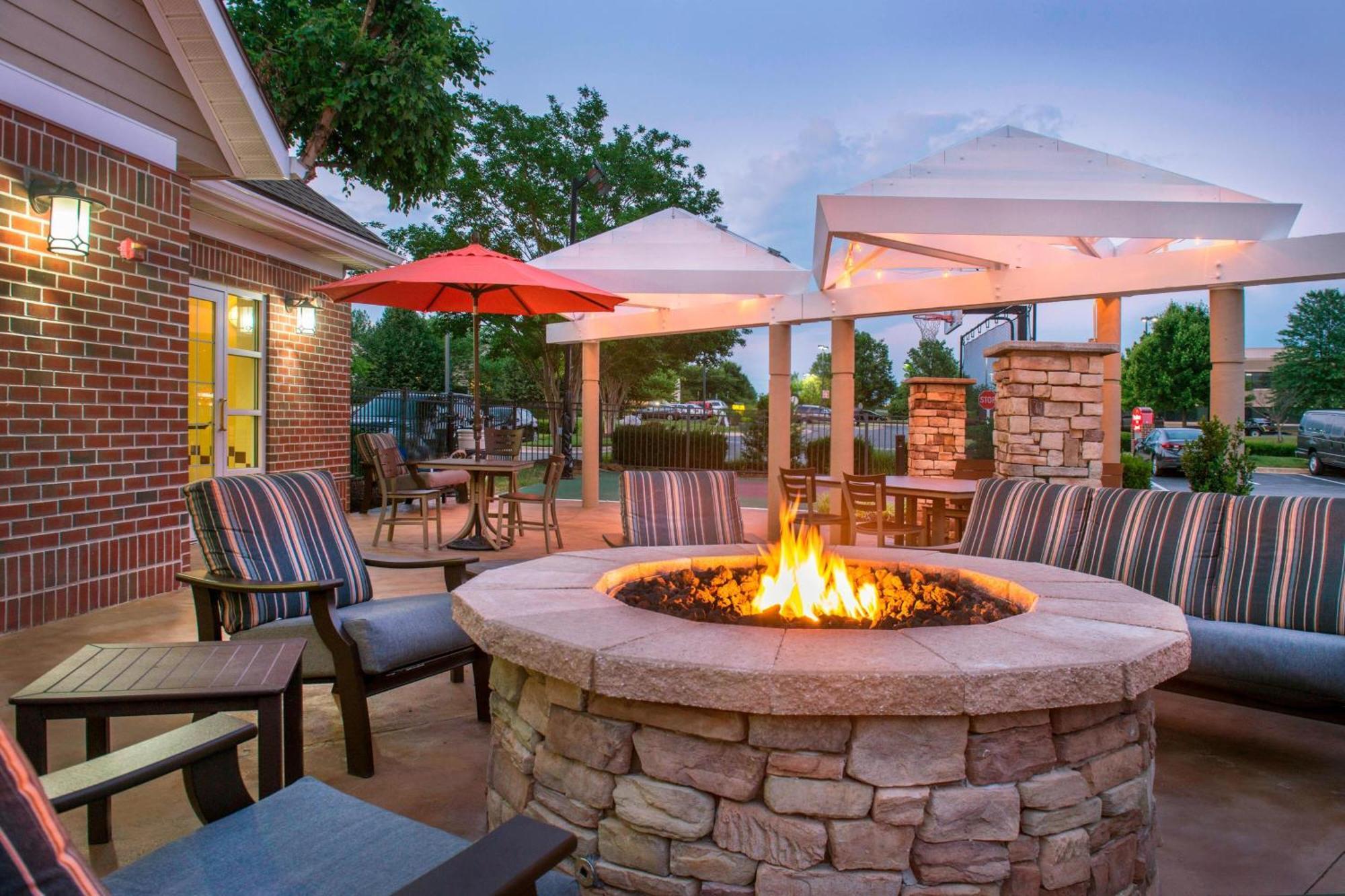 Residence Inn Frederick Εξωτερικό φωτογραφία